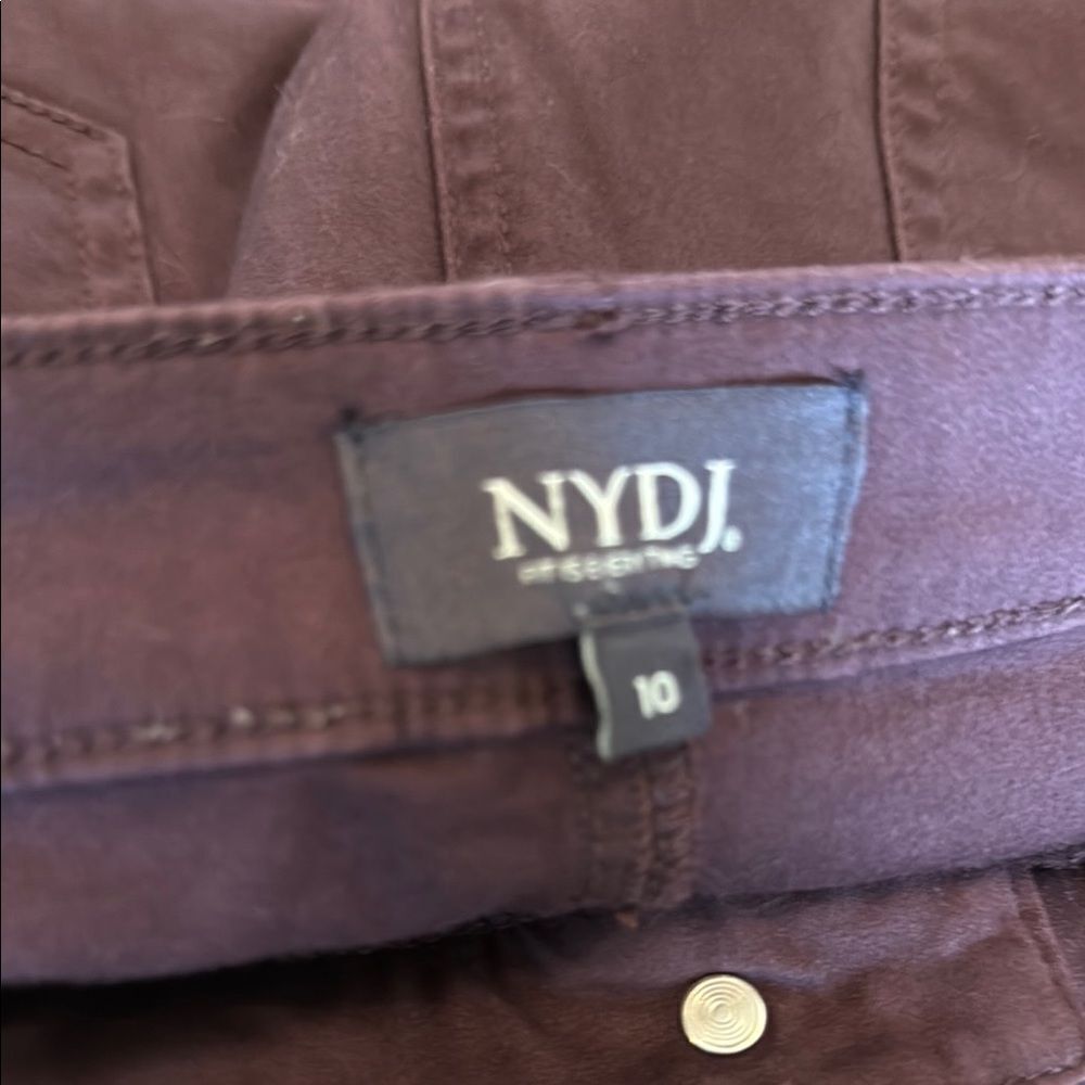 NYDJ Purple/Burgundy Flare Jeans Stretch Denim size 10 - Picture 2 of 8